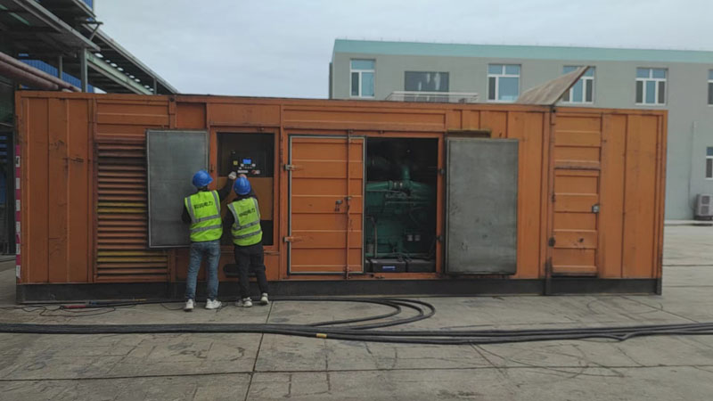 宽城如何检查柴油发电机组的机油油位？